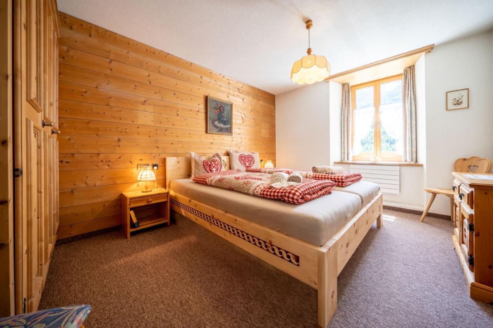 Apartmán Chasa Plazza Gronda Lavin Exteriér fotografie