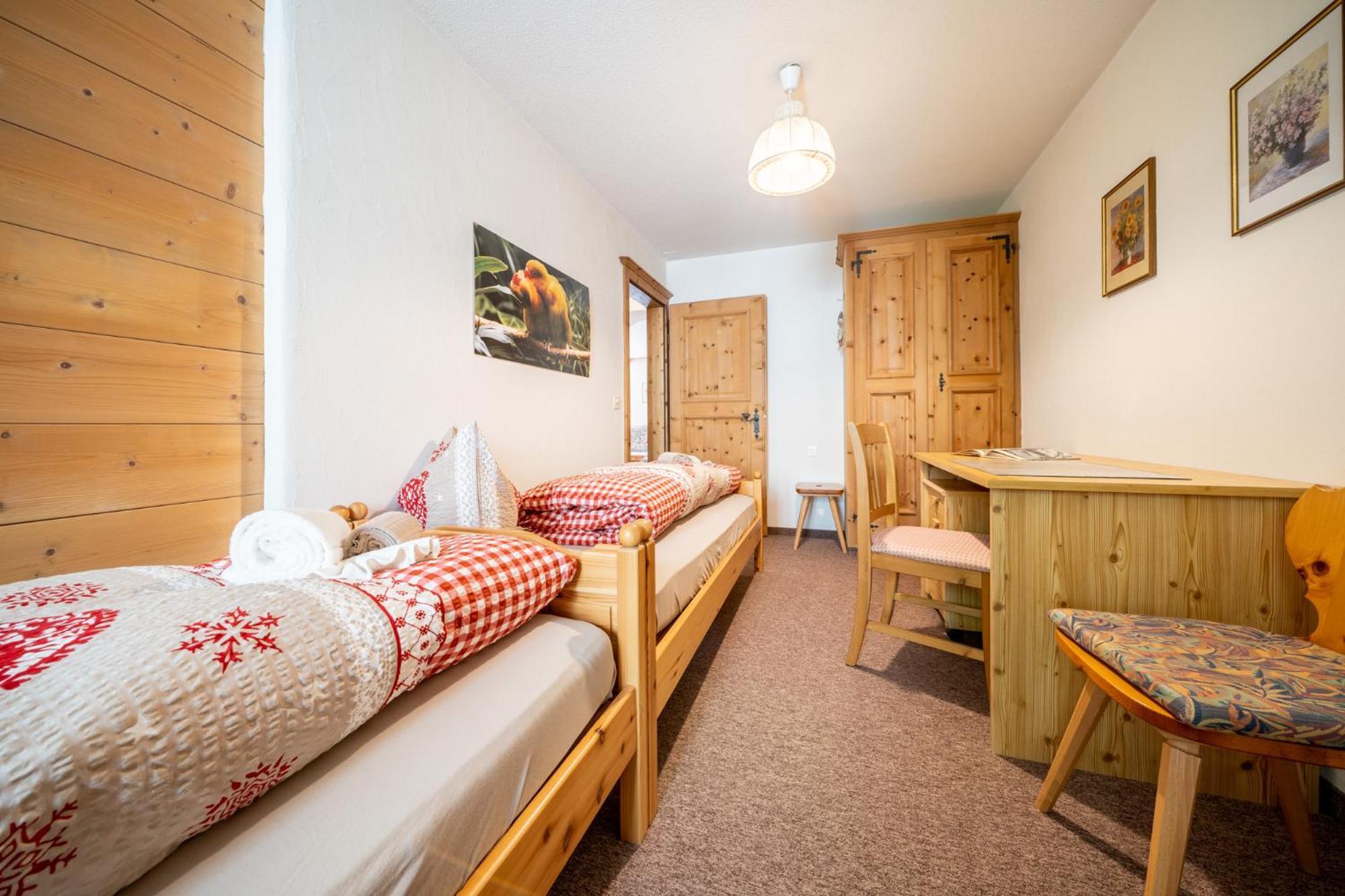 Apartmán Chasa Plazza Gronda Lavin Exteriér fotografie